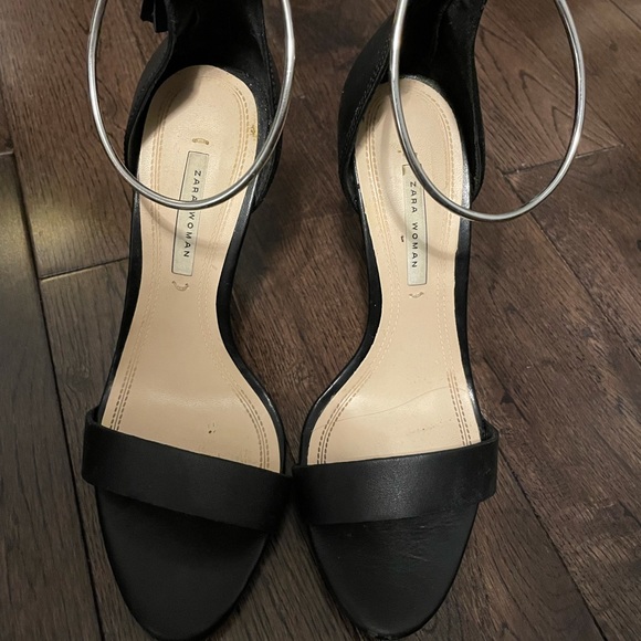 Zara black heels - Picture 2 of 2